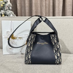 디올 Dior Small Signature Bucket Bag Oblique Jacquard Blue 21cm