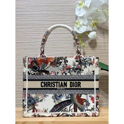 디올 Dior Small Dior Book Tote White 26.6cm