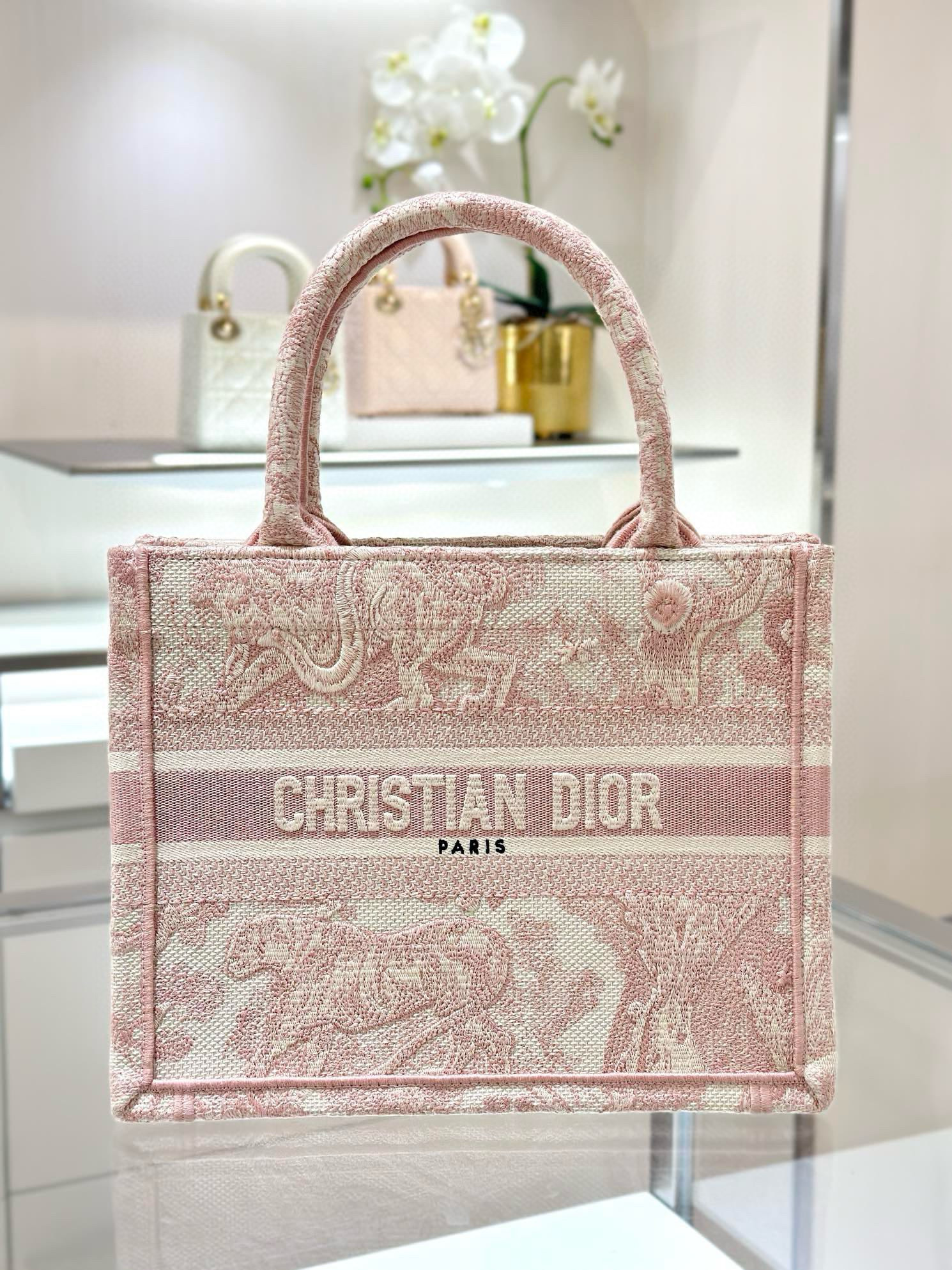 디올 Dior Small Dior Book Tote Pink Reverse 26.5cm