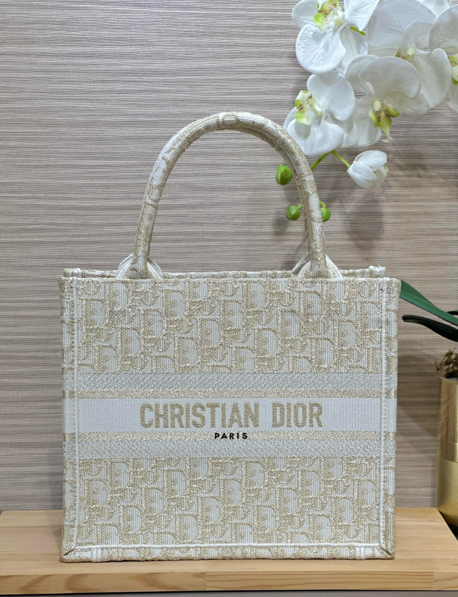 디올 Dior Small Dior Book Tote Oblique Jacquard gold 26.5cm