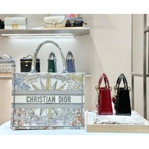 디올 Dior Medium Dior Book Tote color 36.5cm