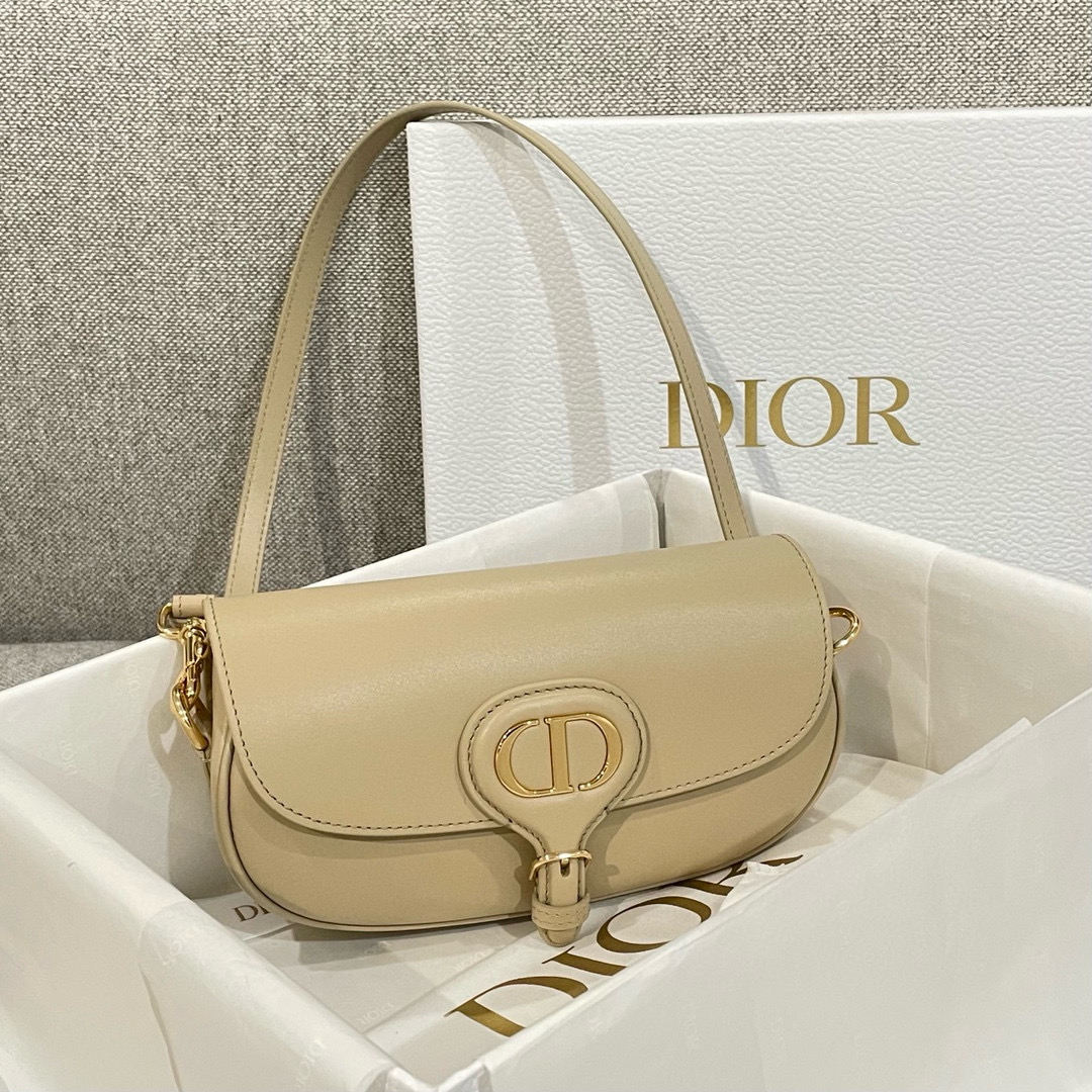 디올 Dior Bobby Bag Apricot 21cm