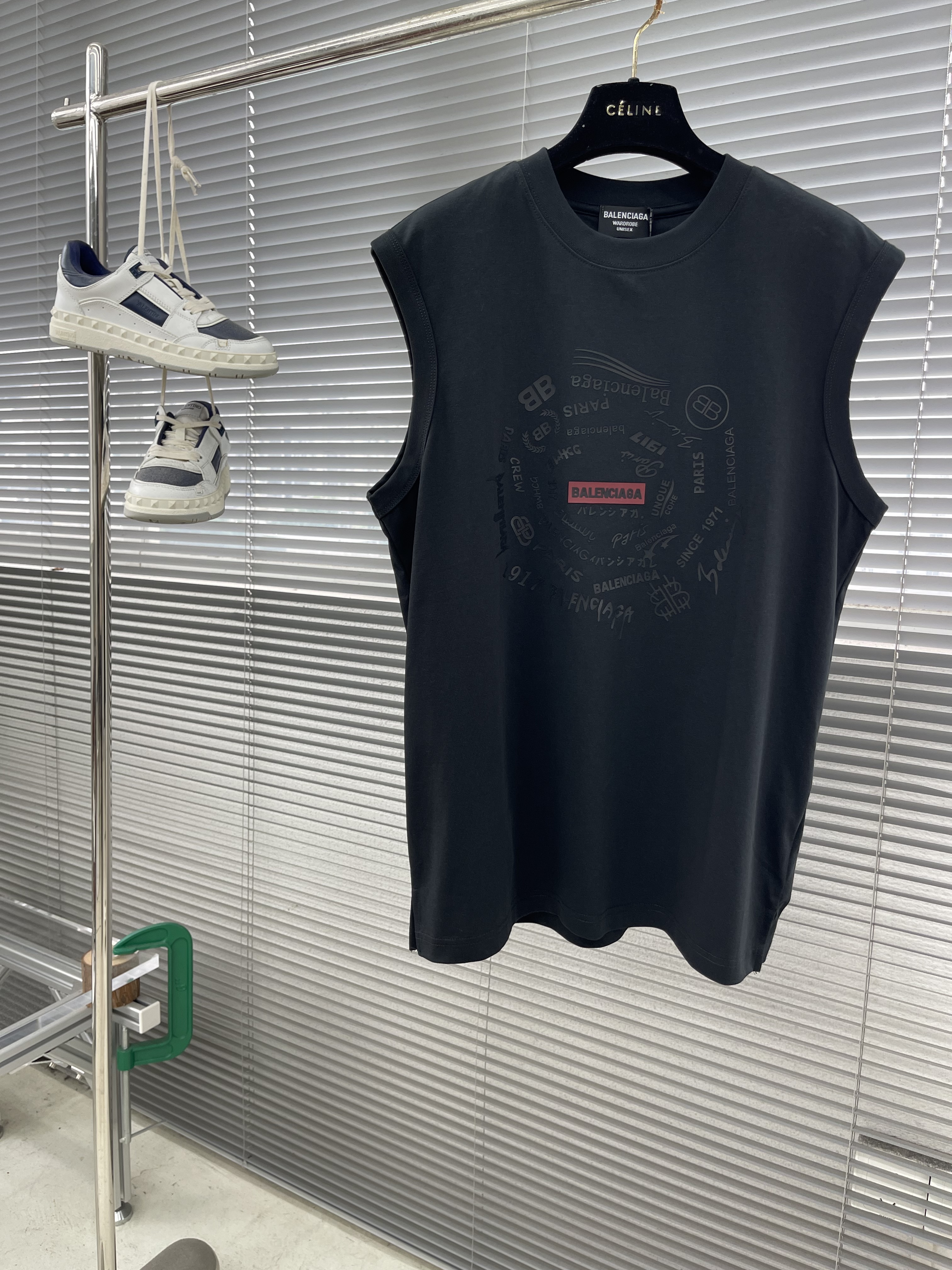 발렌시아가 Balenciaga 조끼