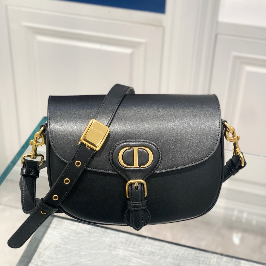 디올 Dior Medium Bobby Bag Black 22cm