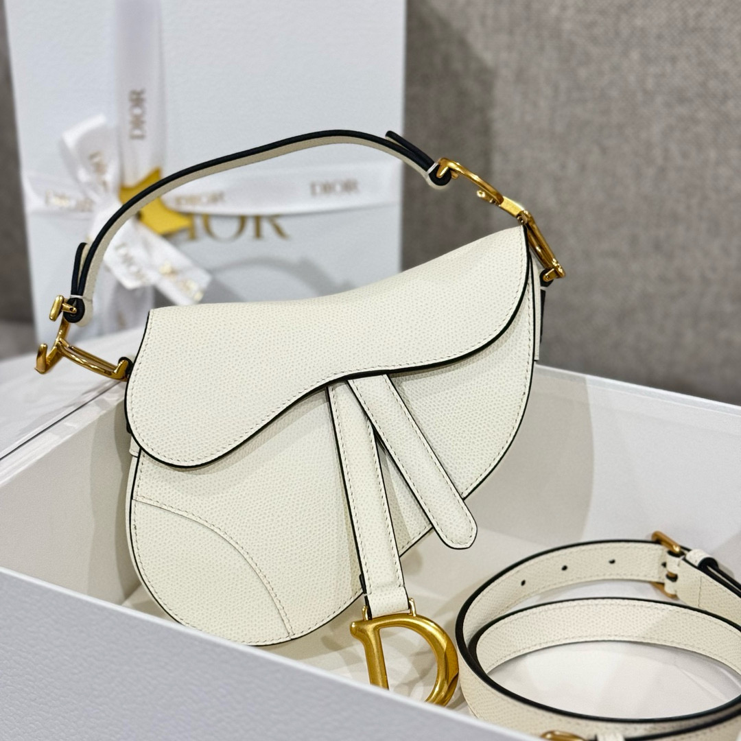 디올 Dior Mini Saddle Bag with Strap White 19cm