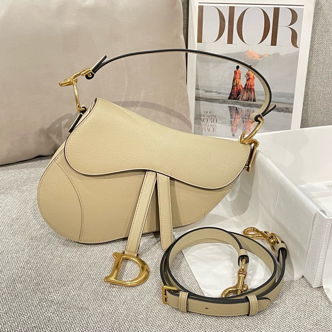 디올 Dior Saddle Bag with Strap Beige 25.5cm