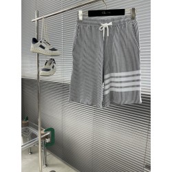 톰브라운 Thom Browne 반바지