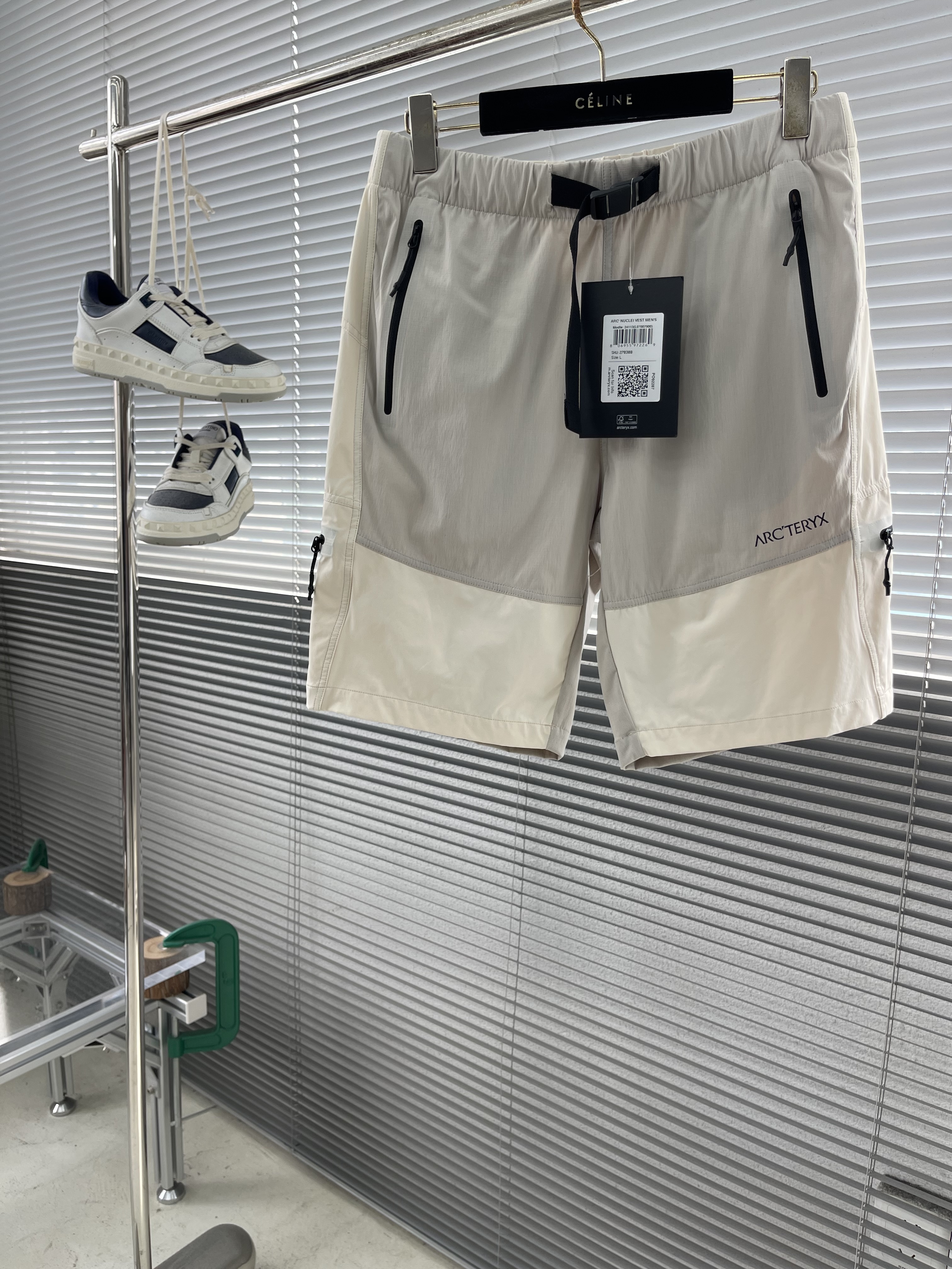 아크테릭스 ARC'TERYX 반바지