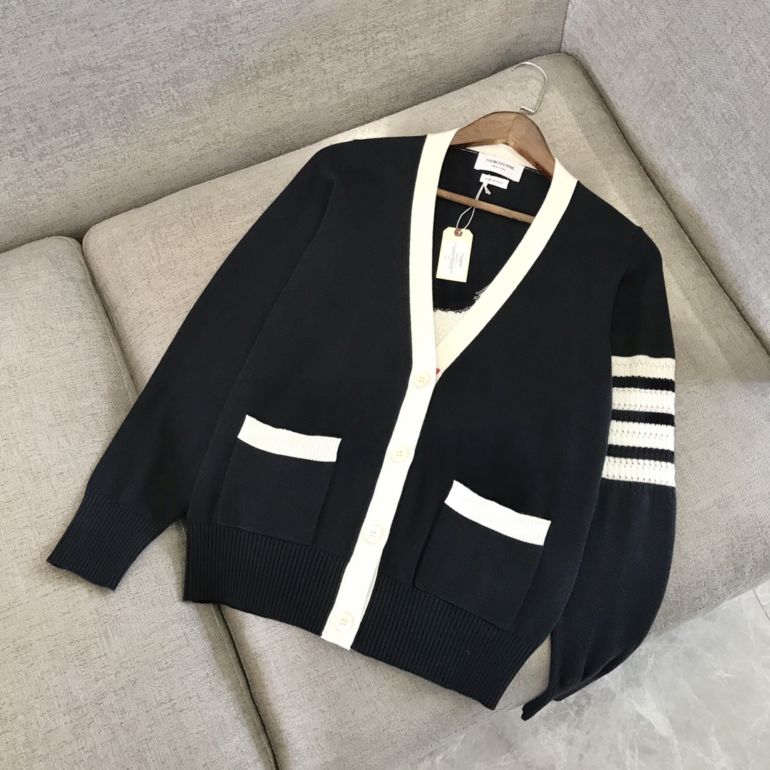 톰브라운 Thom Browne 가디건