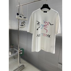 아크테릭스 ARC'TERYX 반팔 티셔츠