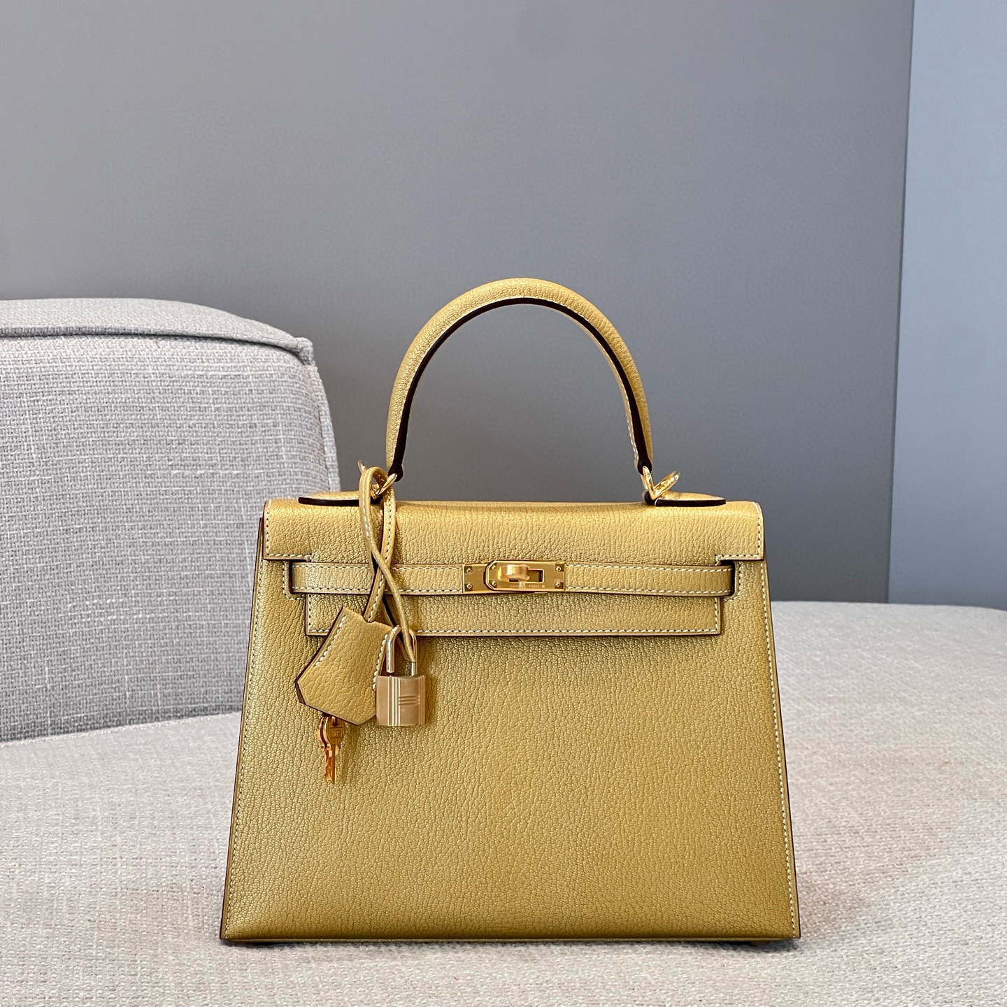 에르메스 Hermes Kelly 25 chèvre 2i/gold