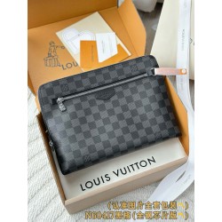 루이비통 Louis Vuitton M60147 New Pouch Black 27cm