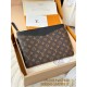 루이비통 Louis Vuitton M62048 Daily Pouch-Monogram Black 29.5cm