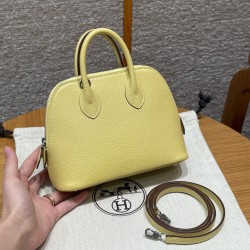 에르메스 Hermes Mini Bolide 18cm chèvre 1Z Jaune Poussin/silver
