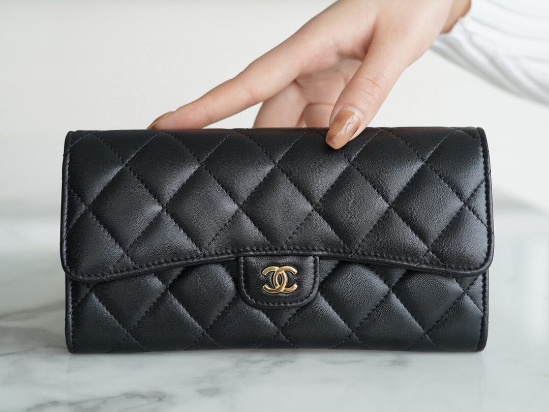 샤넬 Chanel Classic Long Flap Wallet Black gold 19.5cm