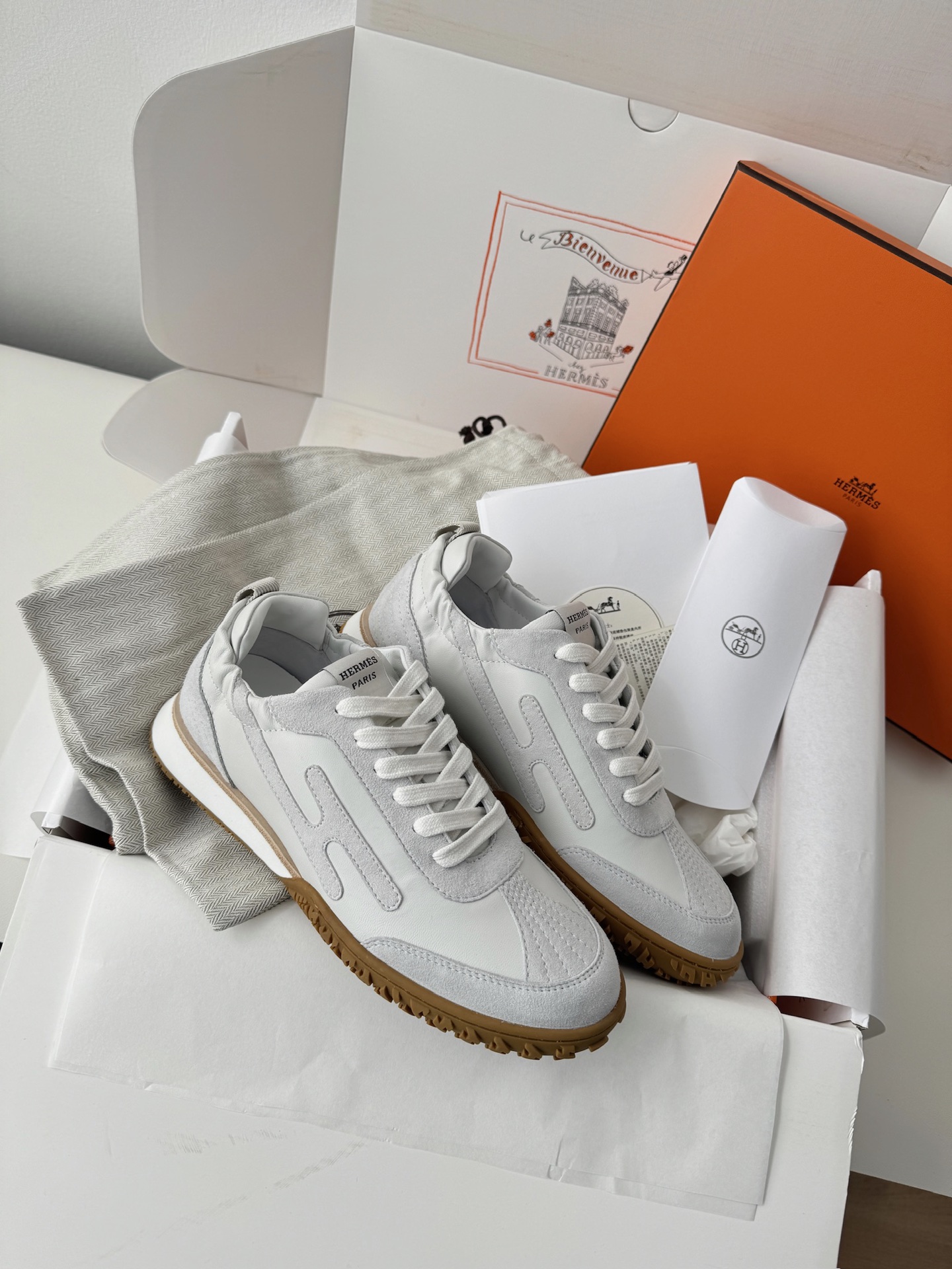 에르메스 Hermes 스니커즈