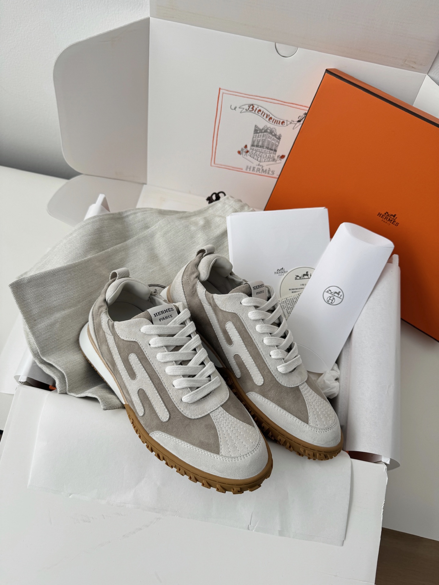 에르메스 Hermes 스니커즈