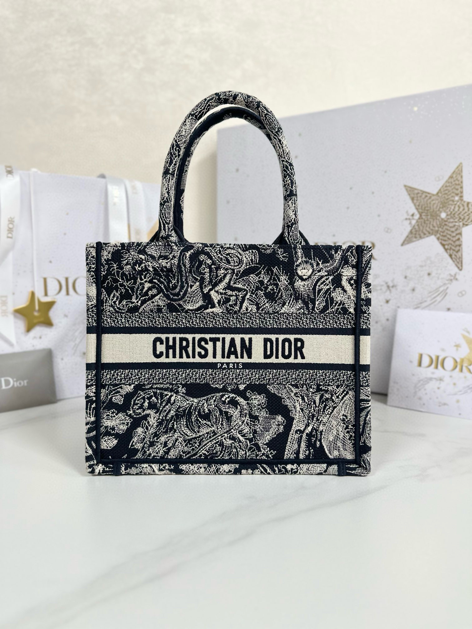 디올 Dior Small Dior Book Tote Blue Reverse 26.5cm