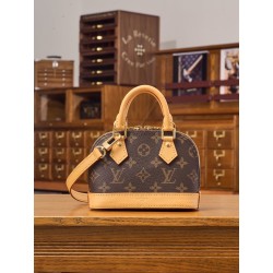 루이비통 Louis Vuitton M82717 Nano Alma Monogram 18CM