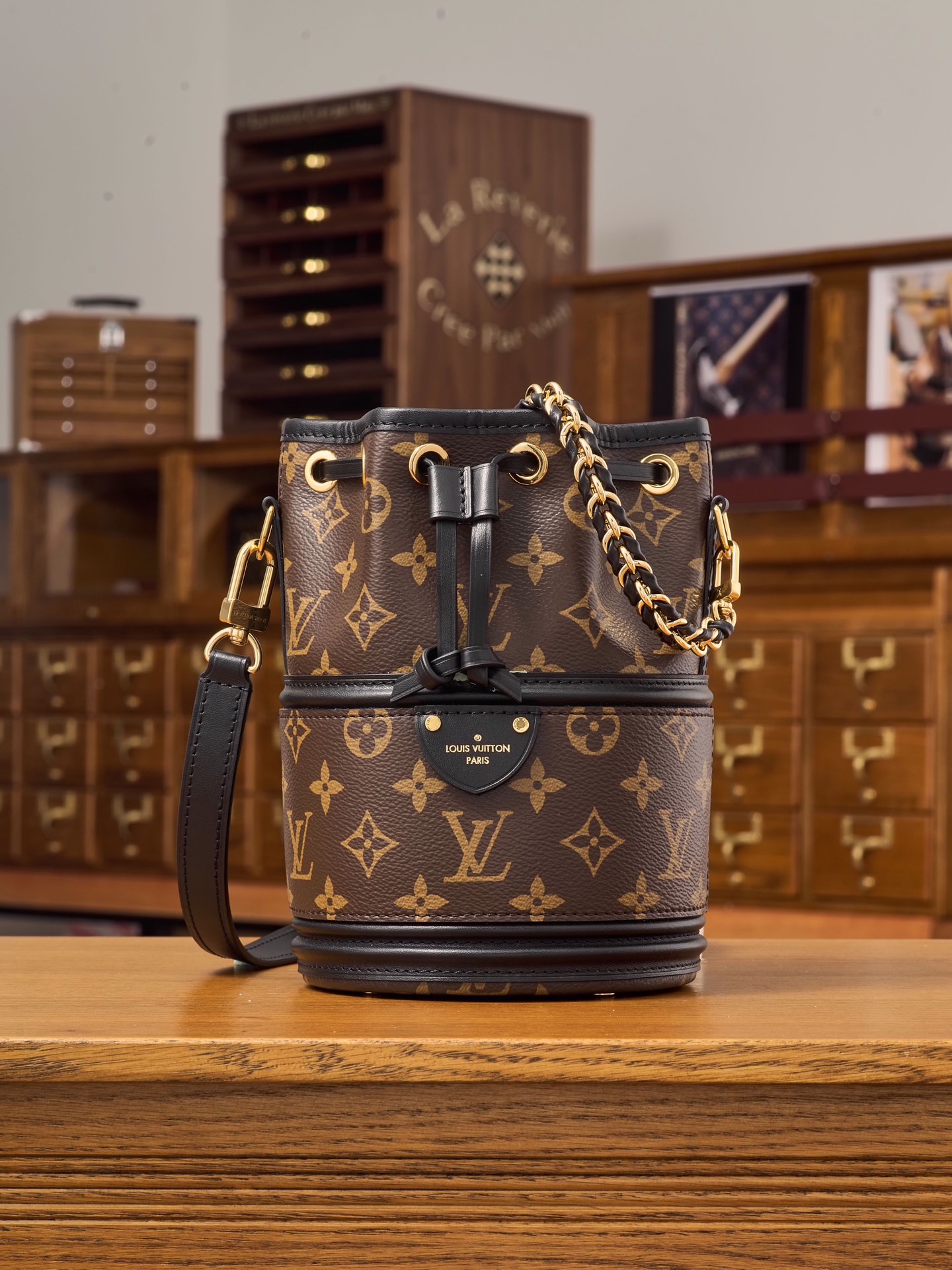 루이비통 Louis Vuitton M83480 Canoe Monogram 18CM