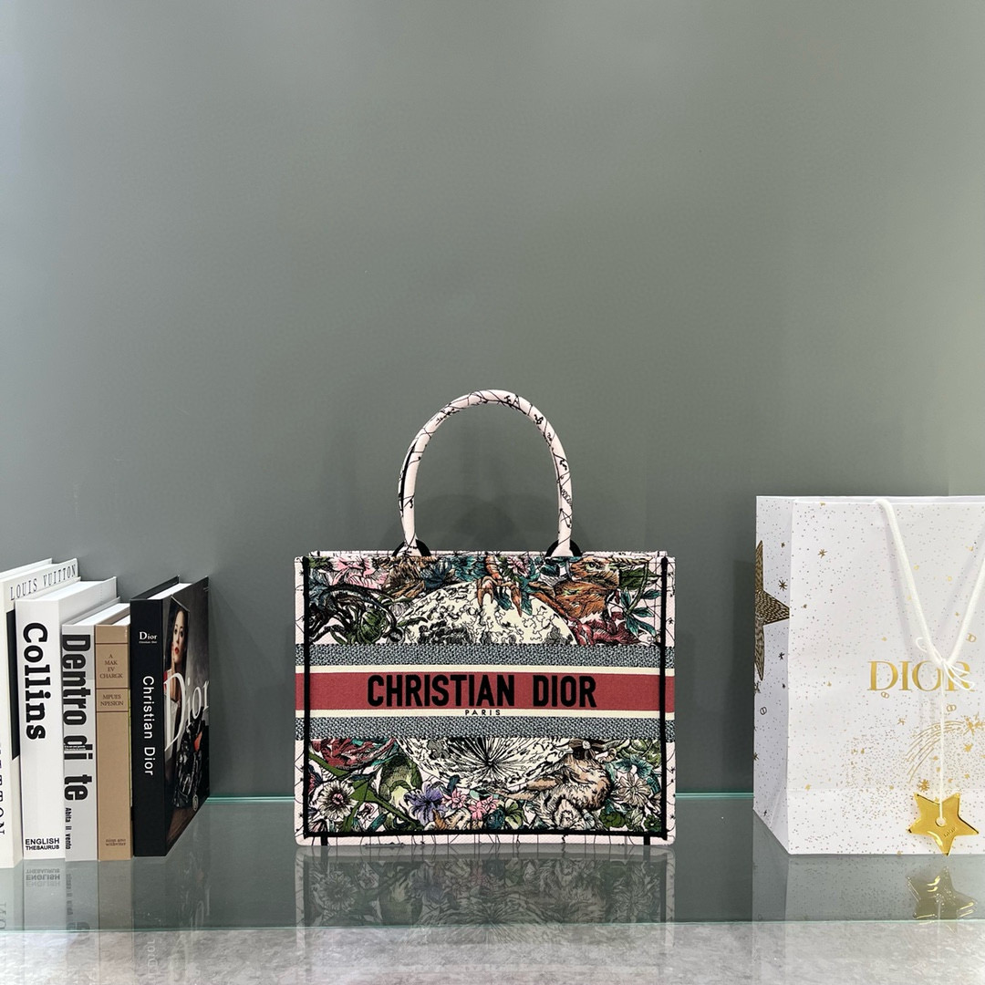 디올 Dior Medium Dior Book Tote Red 36.5cm