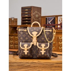 루이비통 Louis Vuitton M46932 Excursion PM Monogram Canvas 23CM