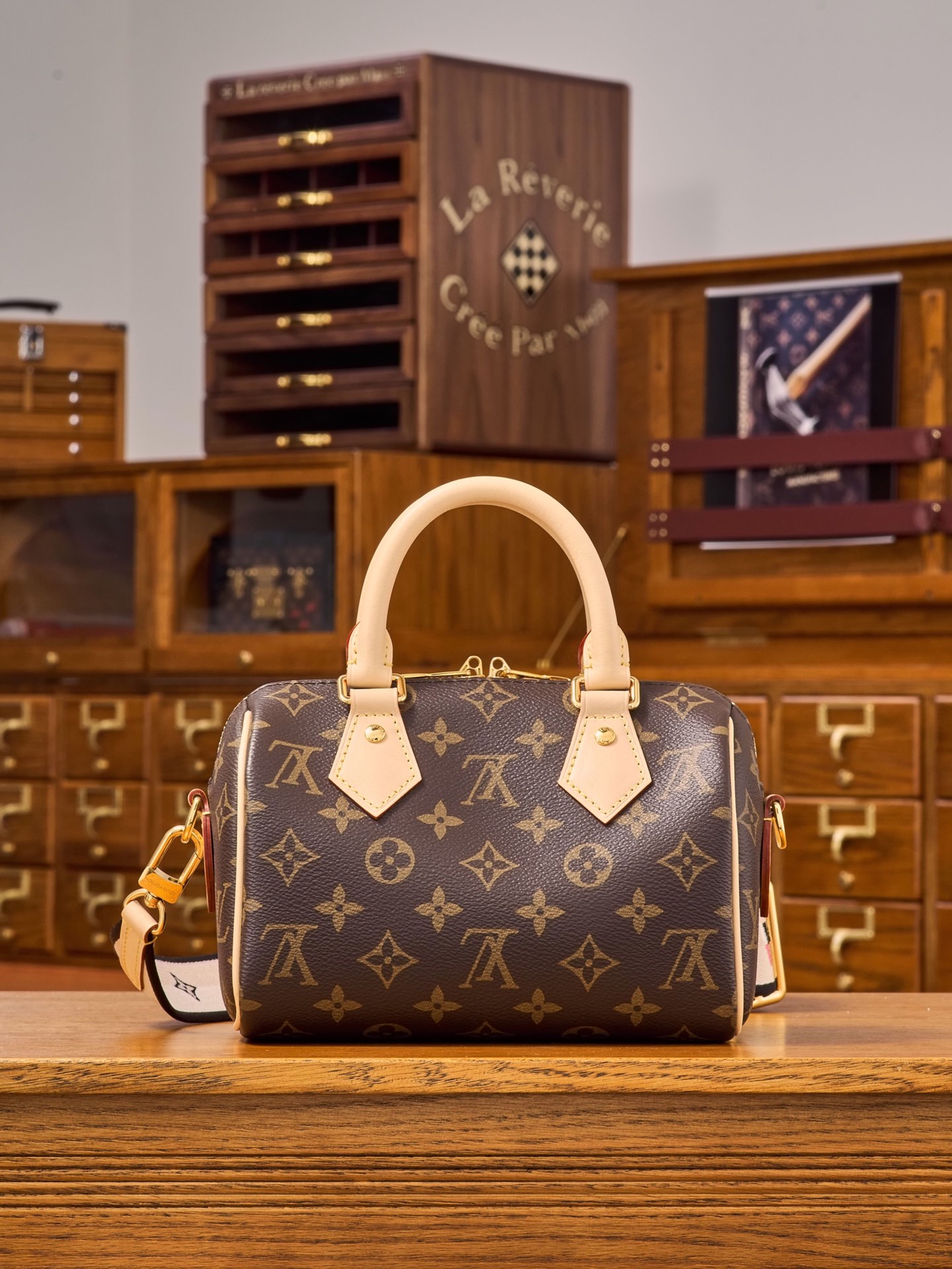 루이비통 Louis Vuitton M46234 Speedy Bandouliere 20 Monogram Black 20CM