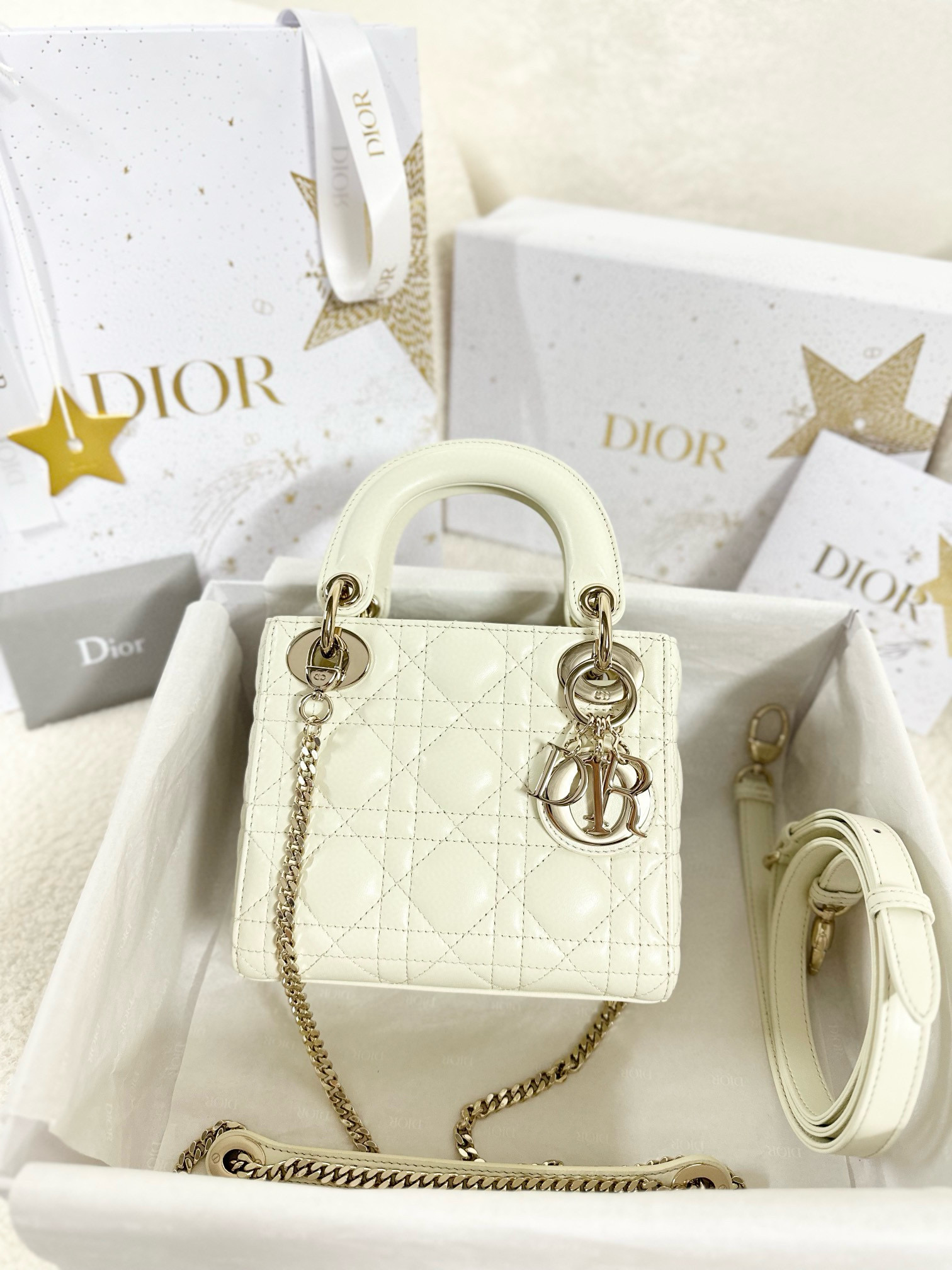 디올 Dior Mini Lady Dior Bag Milk white 17cm