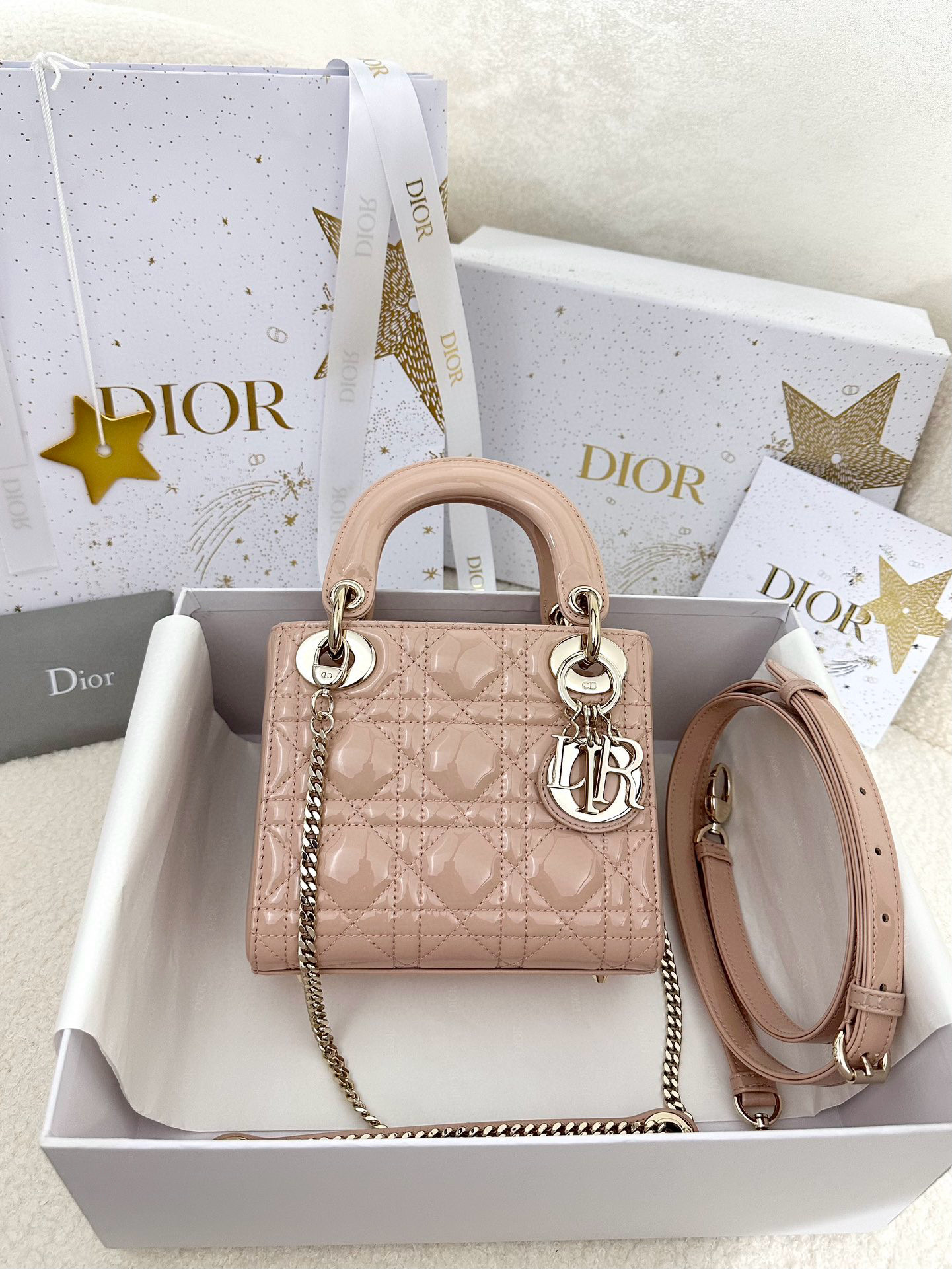 디올 Dior Mini Lady Dior Bag Pink 17cm