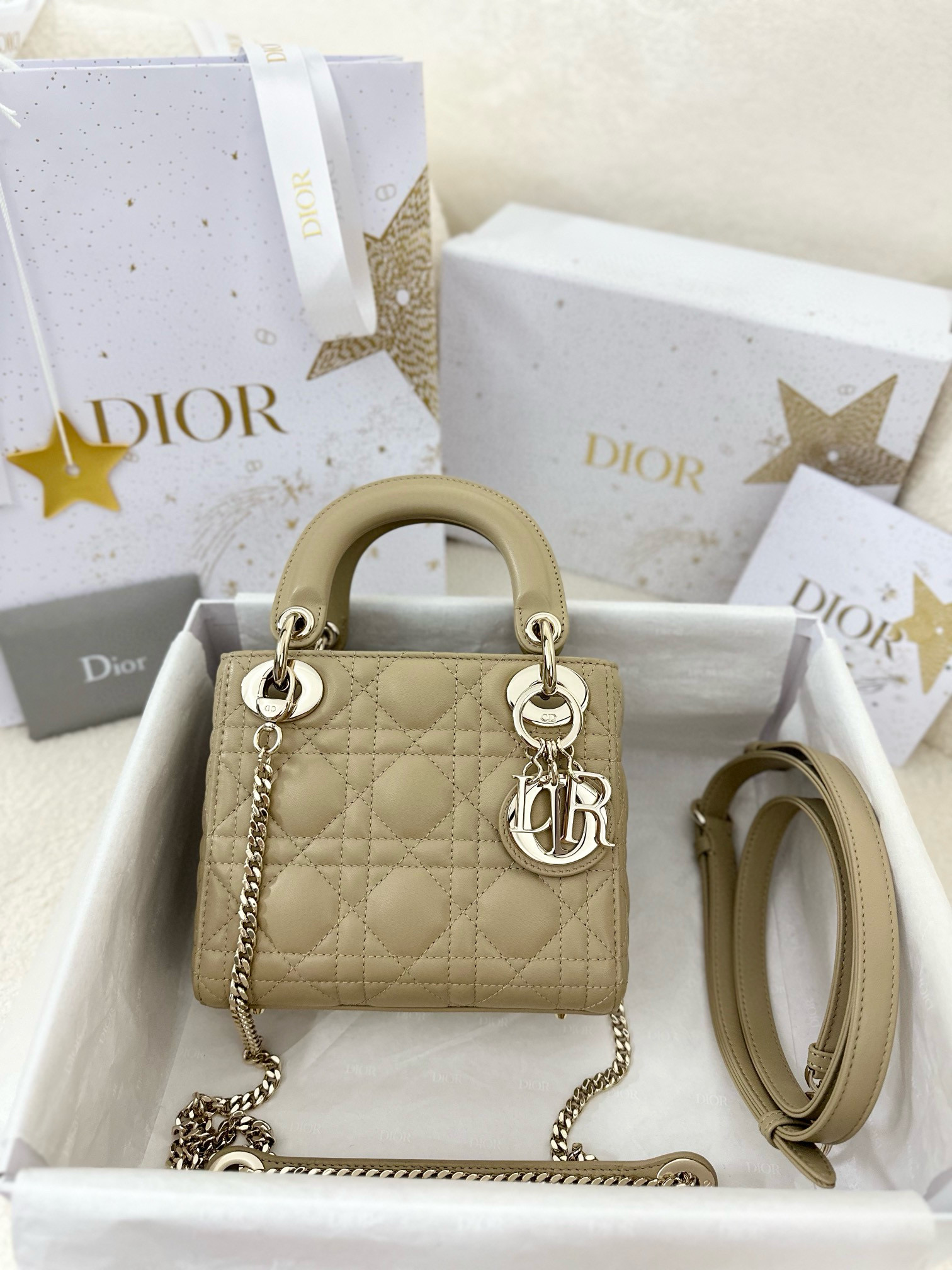 디올 Dior Mini Lady Dior Bag Tea-brown 17cm