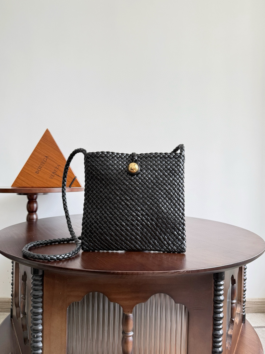 보테가 베네타 Bottega Veneta 777680 Tosca Cross-Body Black 19.5cm