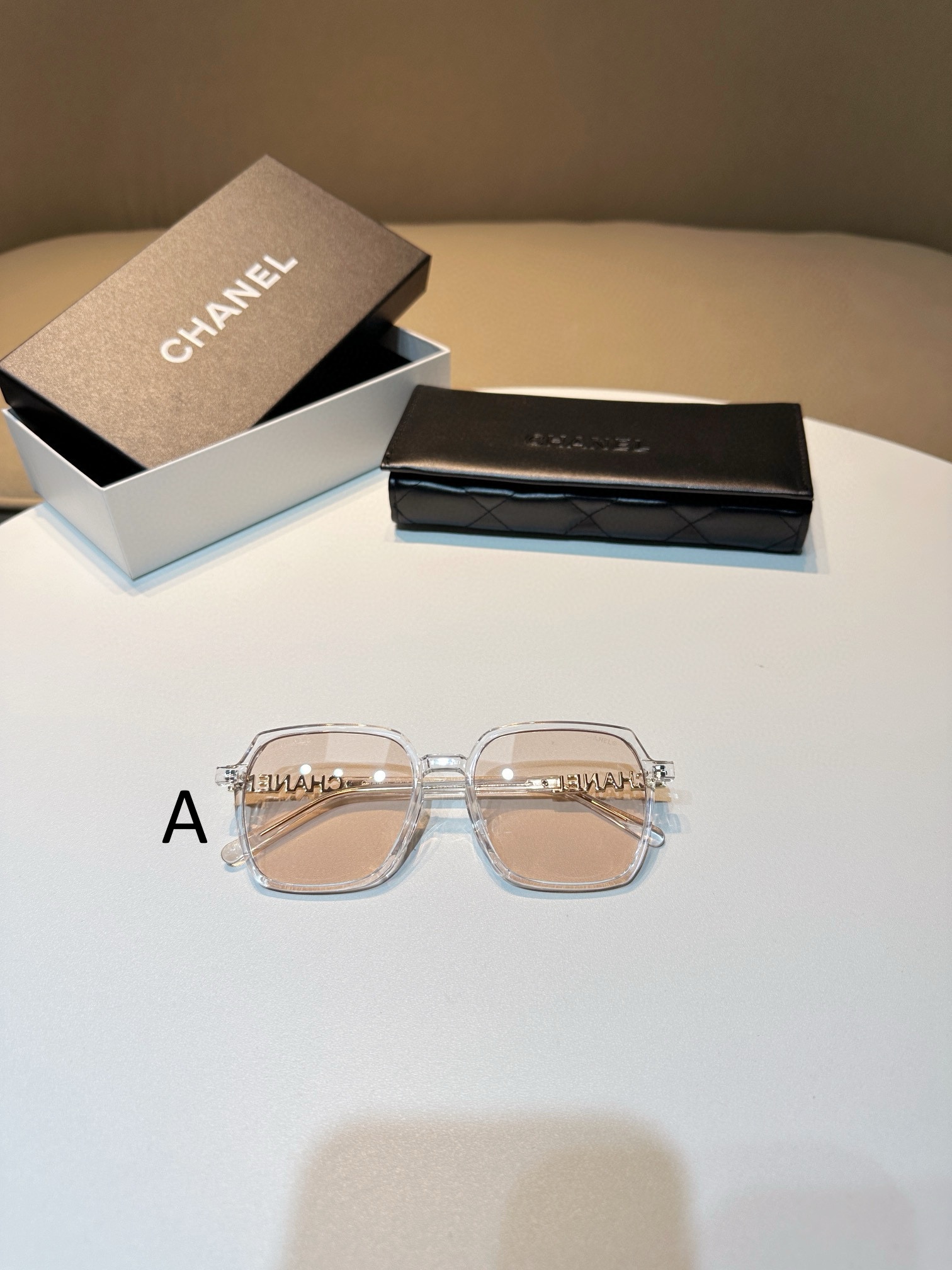 샤넬 Chanel 54-18-147