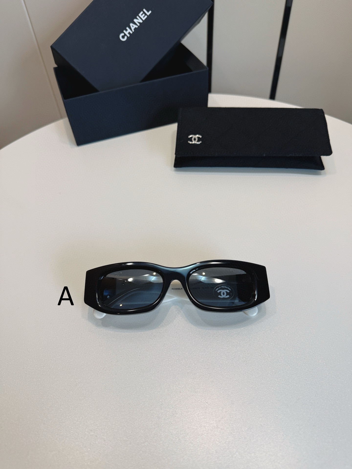 샤넬 Chanel 5525 52-19-140