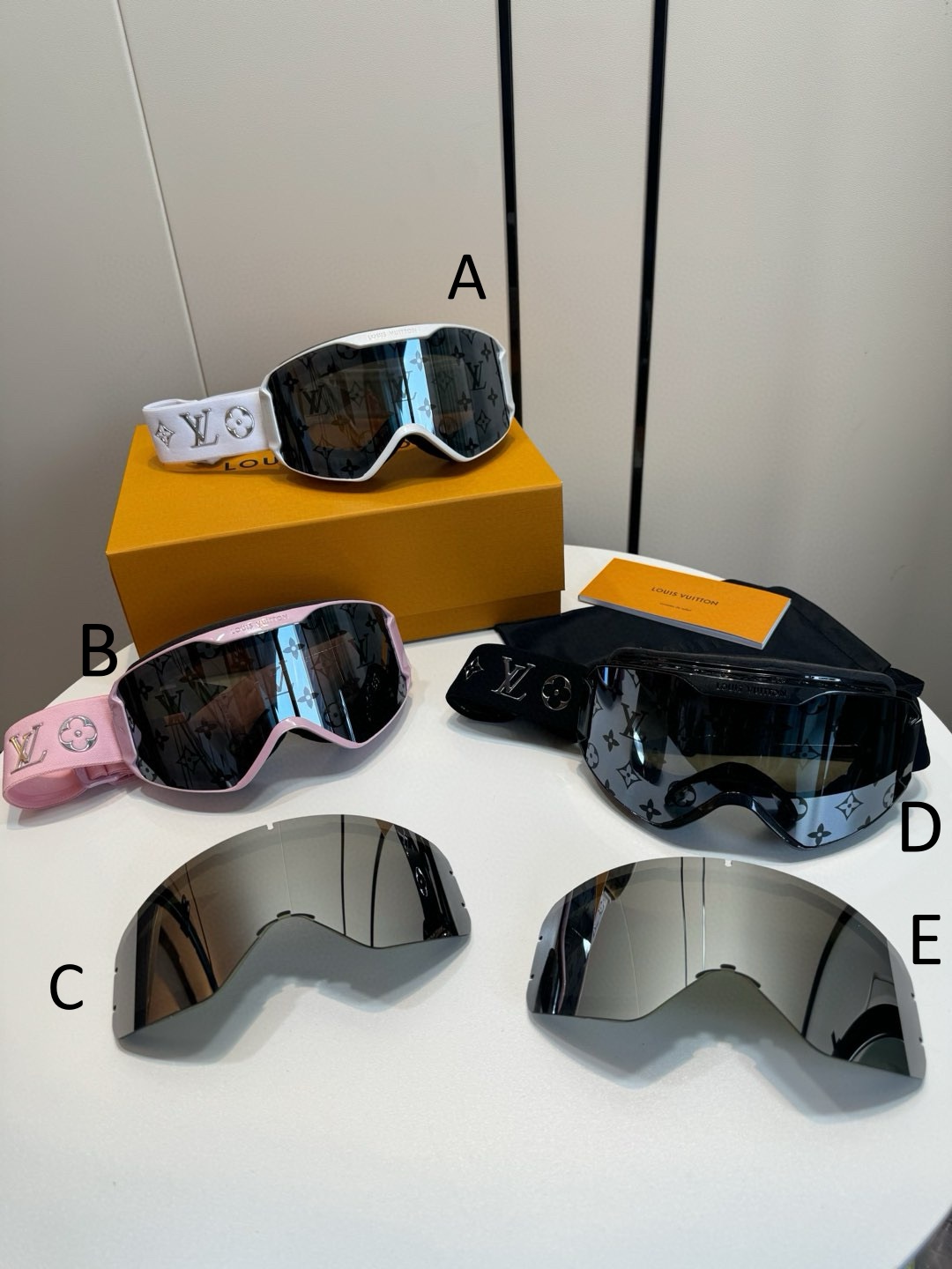 루이비통 Louis Vuitton LV SNOW Z2634E
