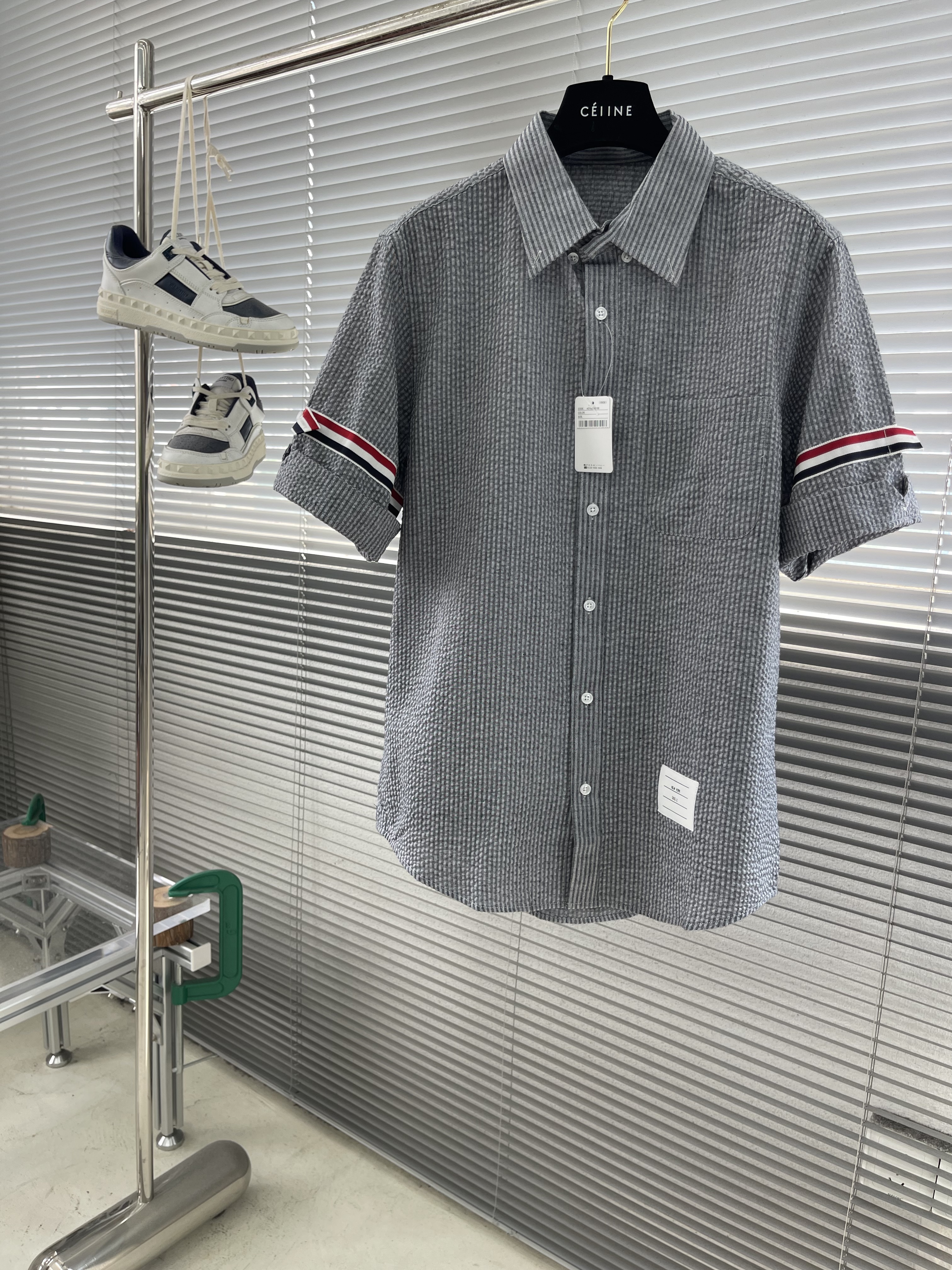 톰브라운 Thom Browne 반팔셔츠