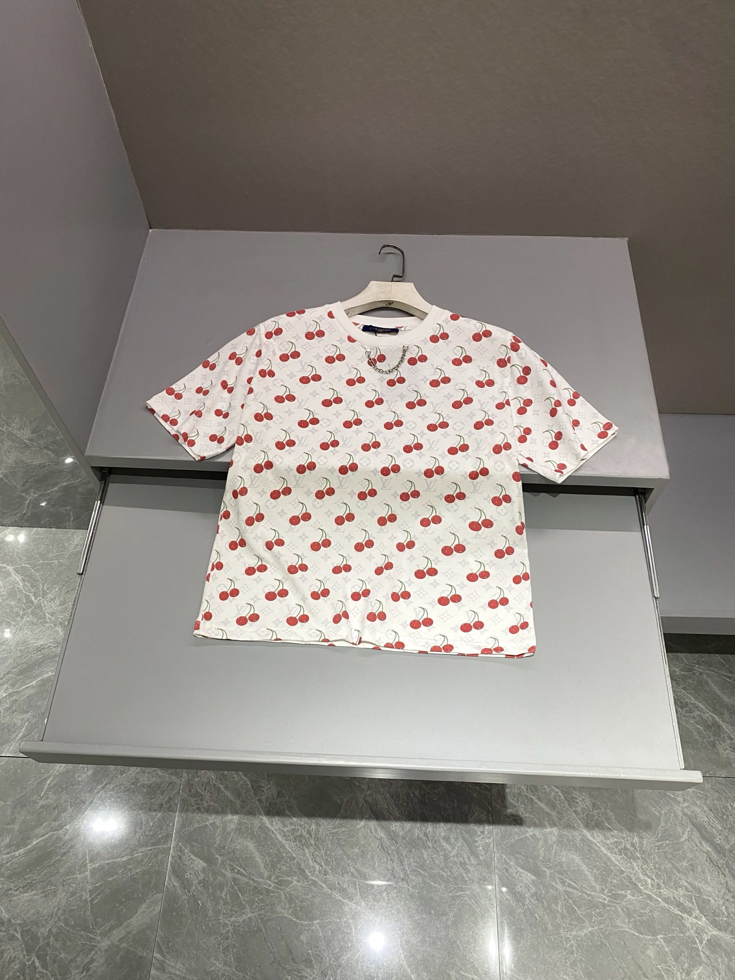 루이비통 Louis Vuitton 반팔 티셔츠