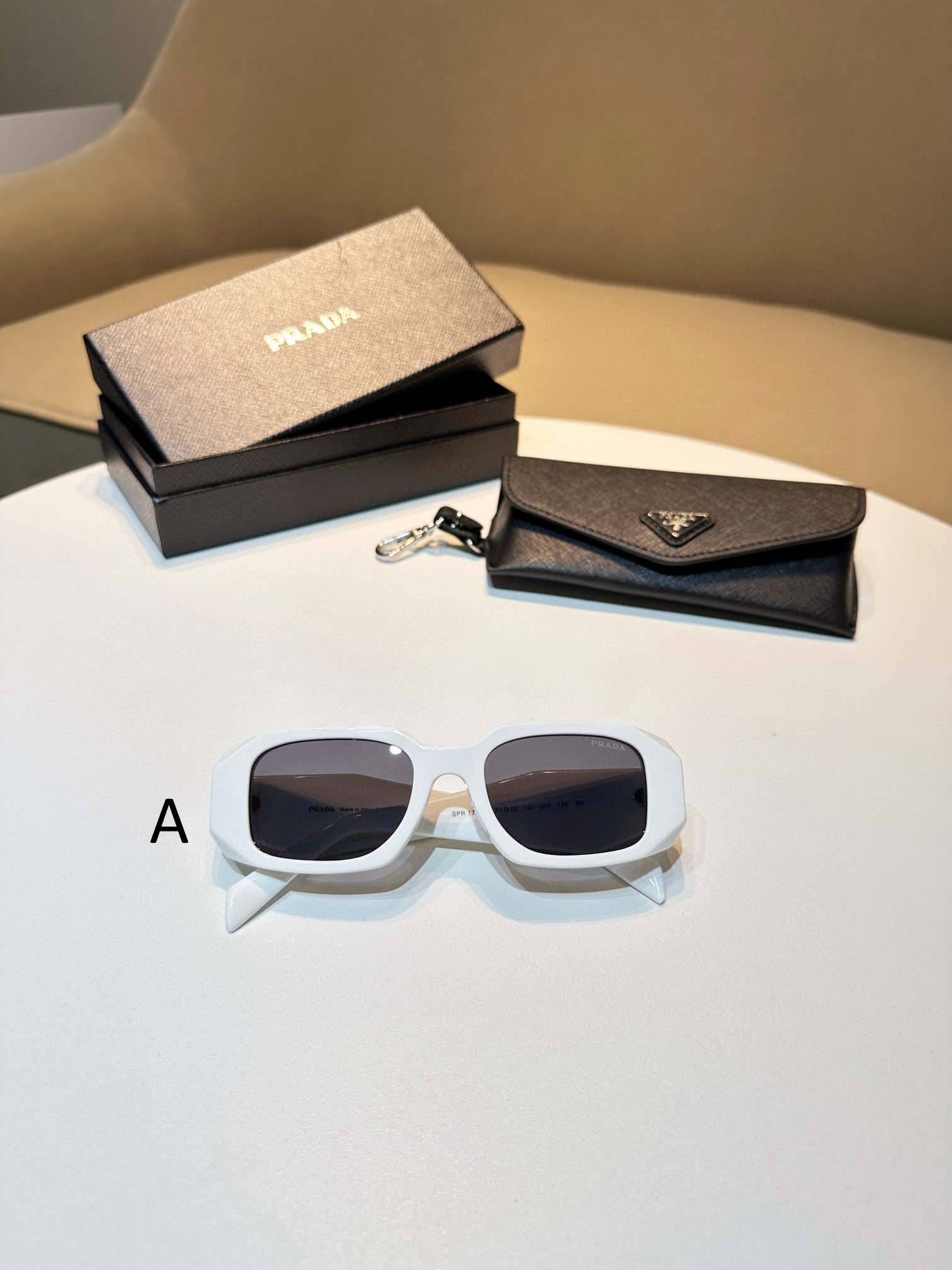 프라다 Prada SPR 08Y-F 51-18-145