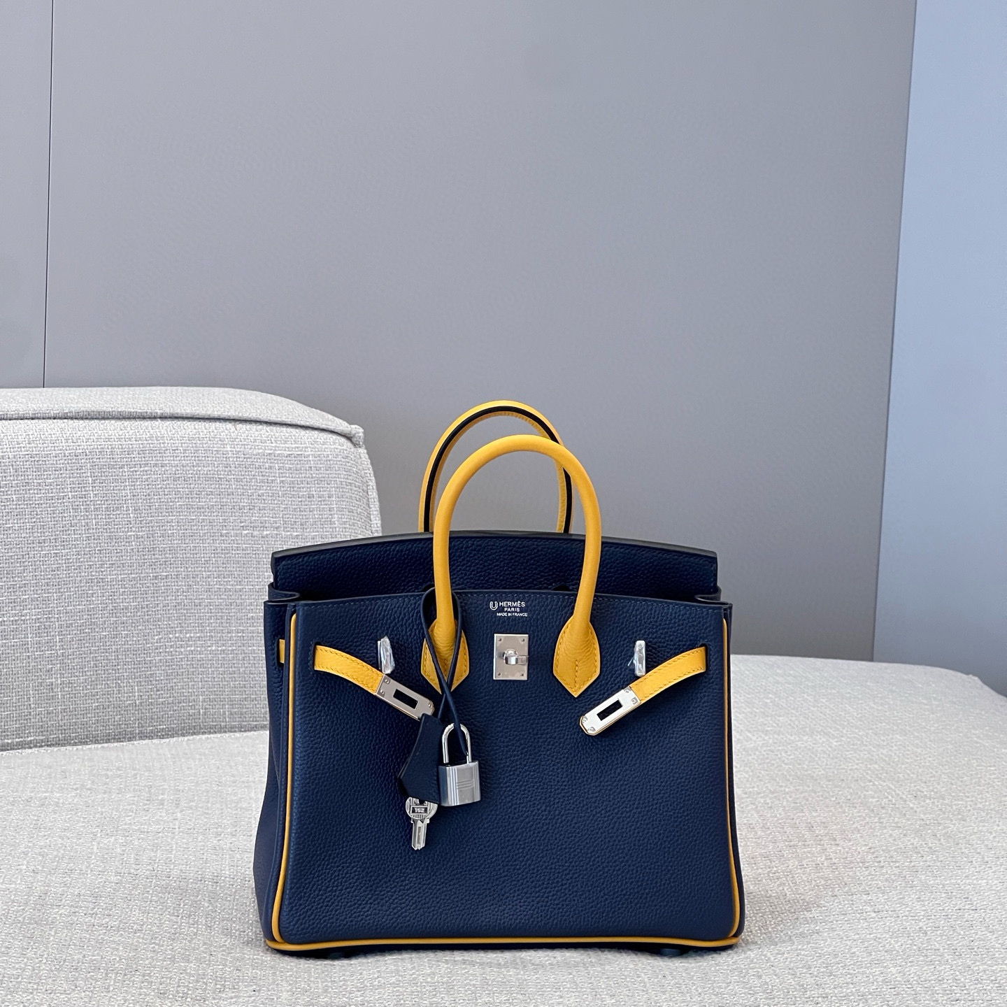 에르메스 Hermes Brikin 25cm Germany Leather 7U Blue navy and 9D Jaune ambre/silver