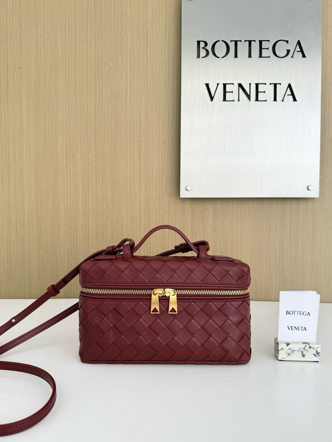 보테가 베네타 Bottega Veneta Bang Bang Vanity 크로스 백 789109 22cm