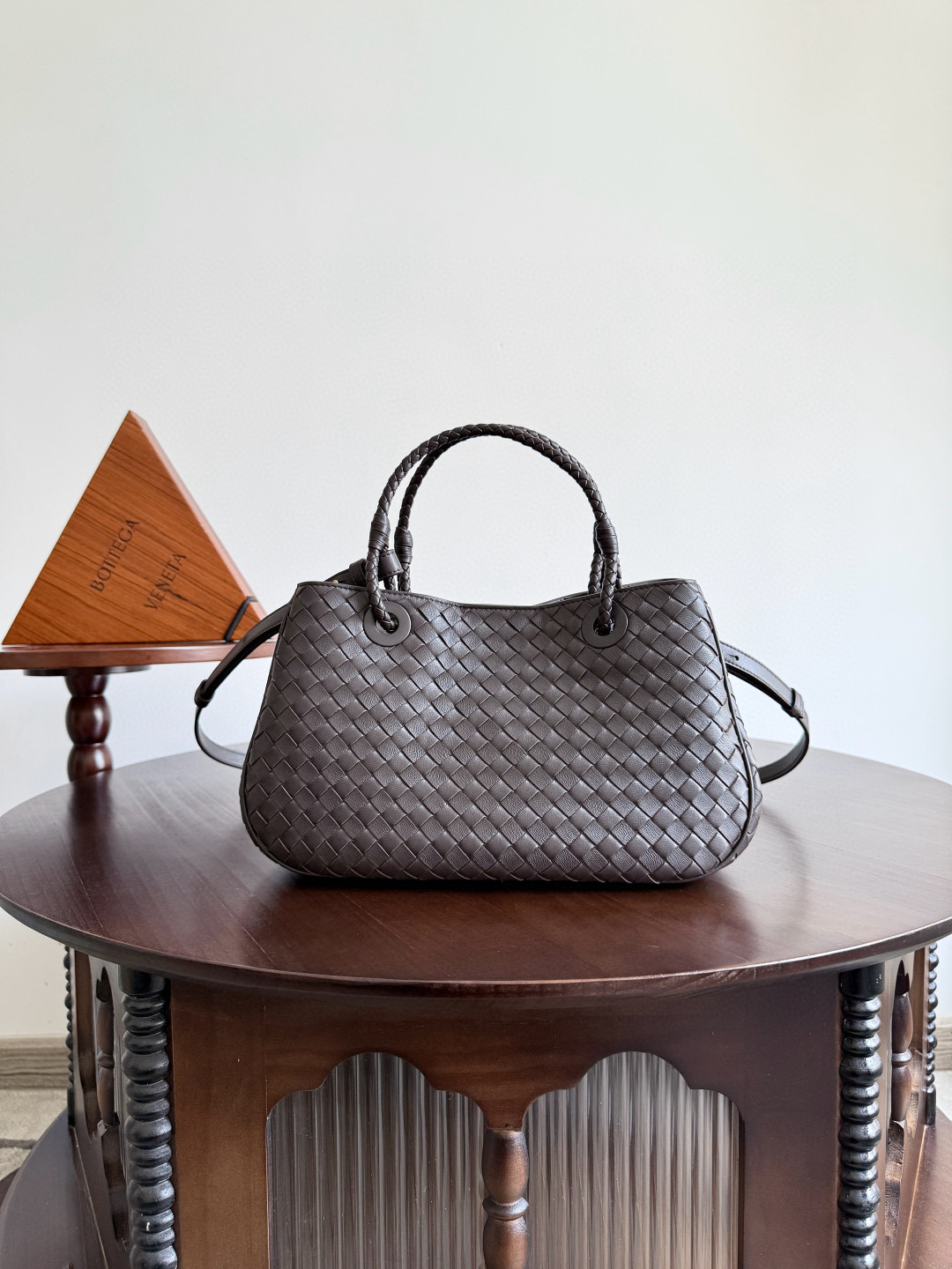 보테가 베네타 Bottega Veneta 836261 Basket 31cm