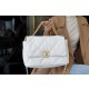 샤넬 Chanel 19 Handbag AS1161 White 30cm