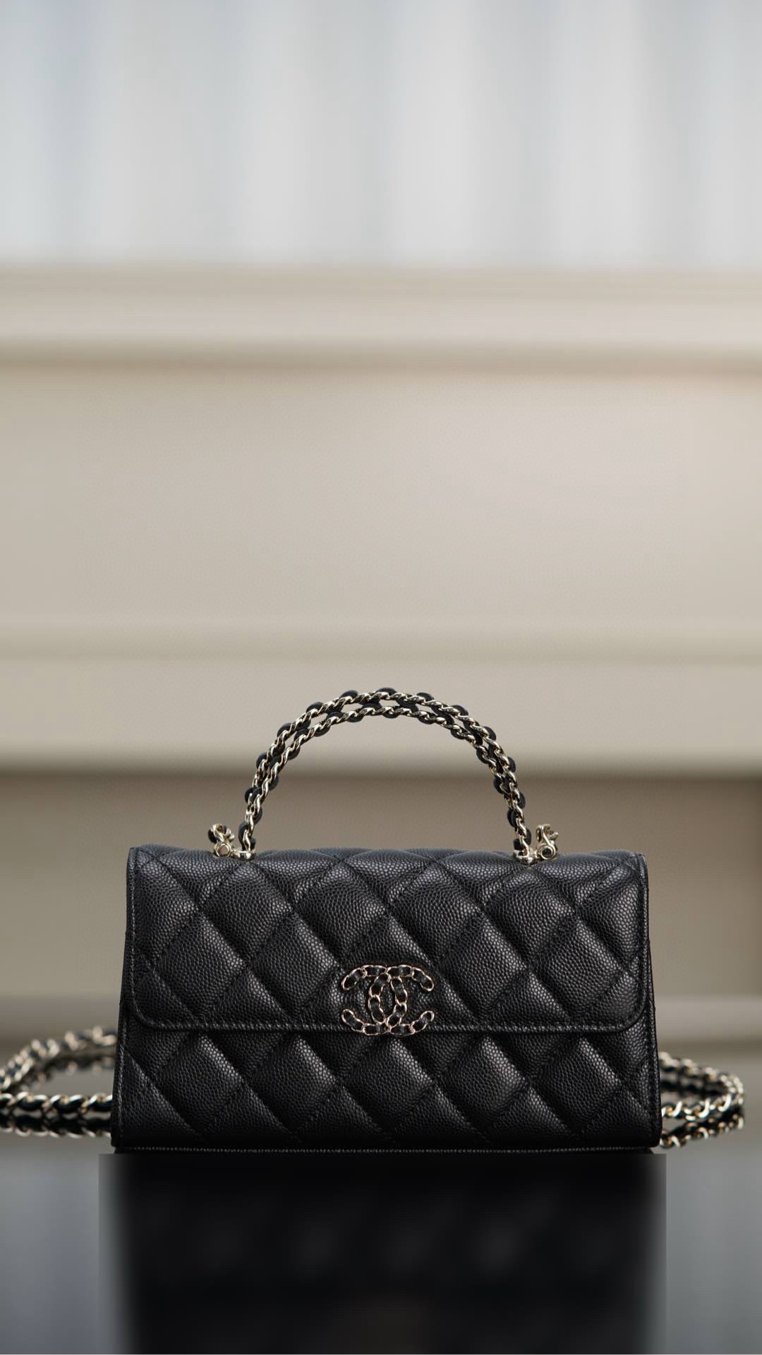 샤넬 Chanel 25s cross handle Kelly black 18cm