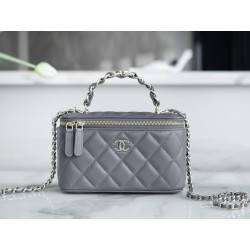 샤넬 Chanel 23k Long Vanity with chain grey 17cm