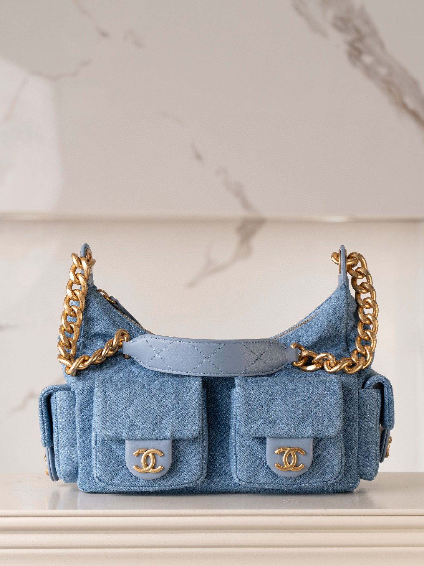 샤넬 Chanel 25c Small Hobo Handbag blue 31cm