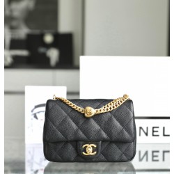 샤넬 Chanel 24P Mini Flap Bag C-541 Black 20cm