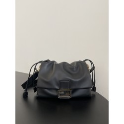 펜디 FENDI 8BR833 Mamma Baguette Medium Nappa Leather Bag Black 26.5CM