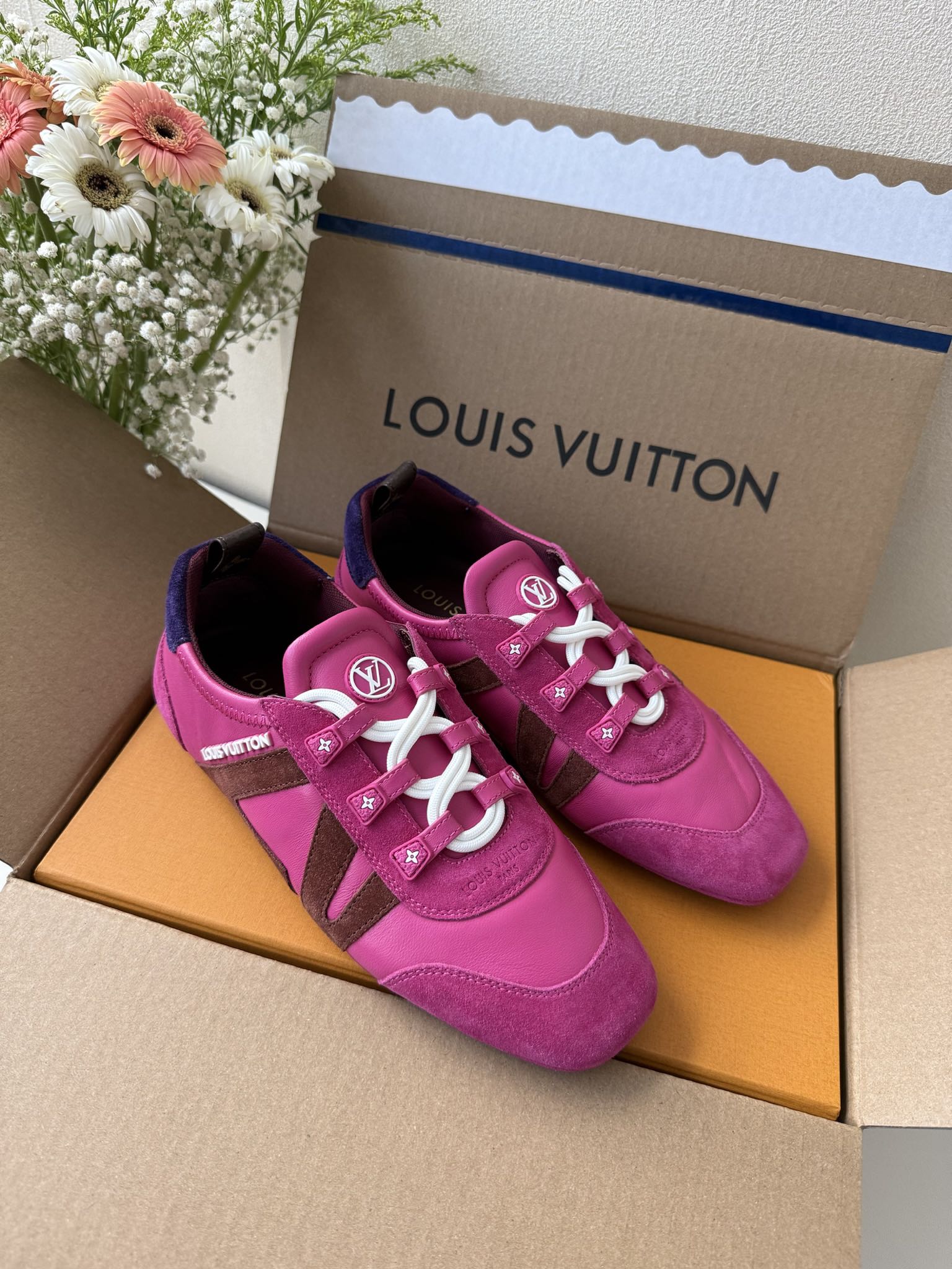 루이비통 Louis Vuitton 스니커리나