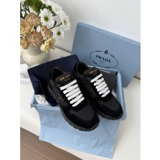 프라다 Prada 스니커즈