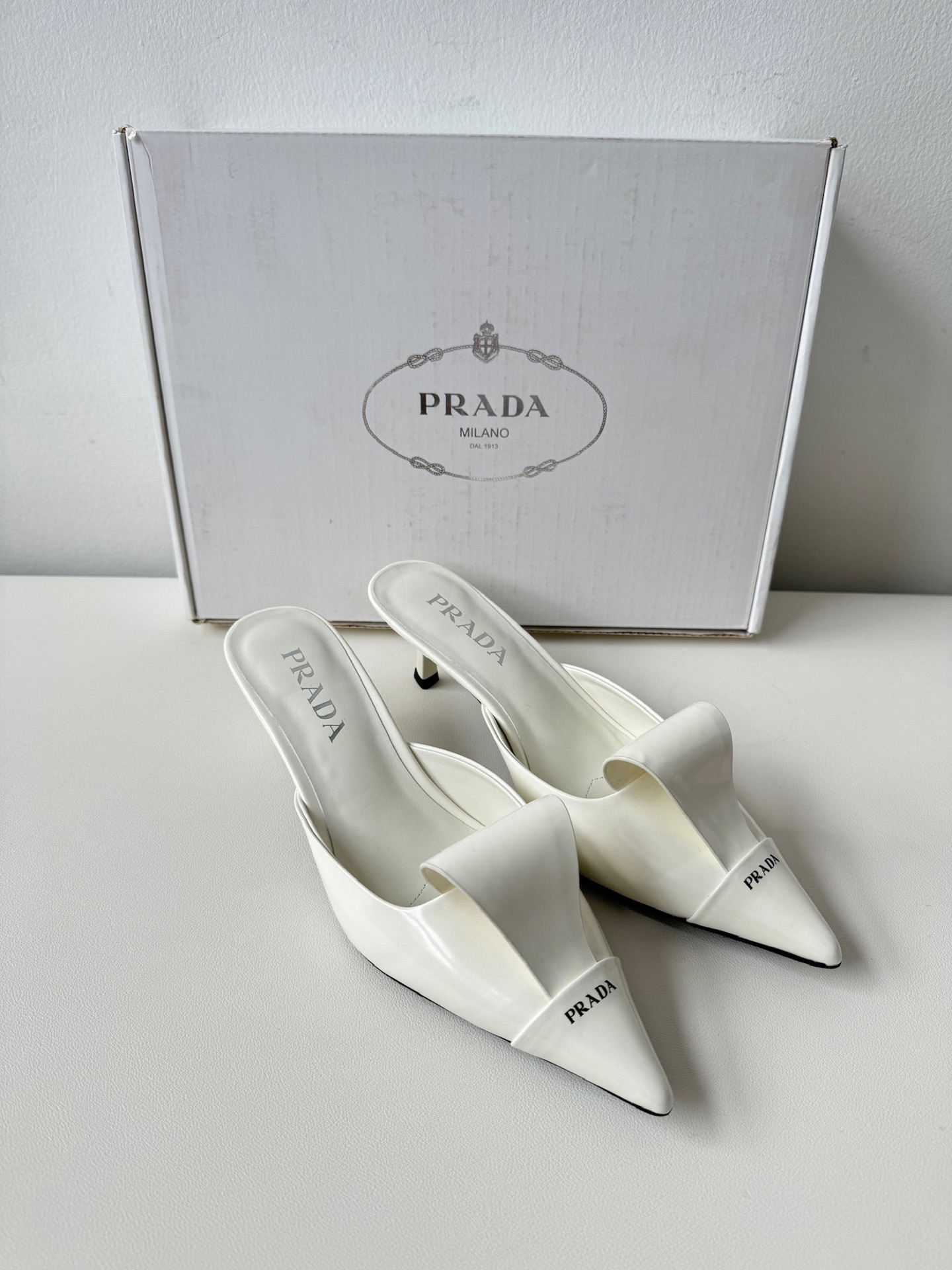 프라다 Prada 하이힐