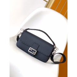 펜디 FENDI 8BR600 Baguette Oversize Topstitching Selleria Bag 27CM